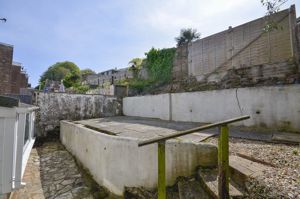 Photo 7- click for photo gallery